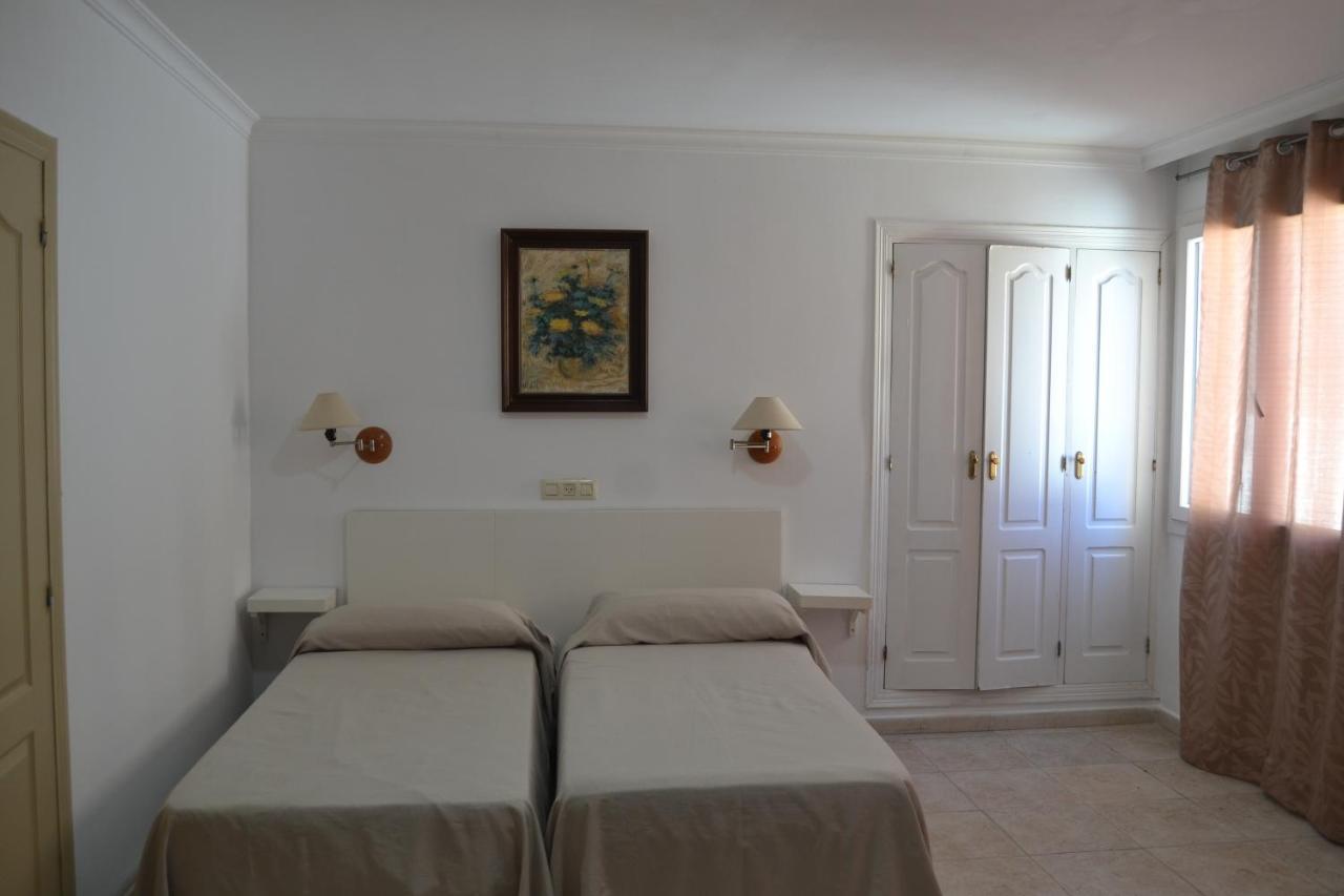 Hotel Miramar La Línea de la Concepción Extérieur photo