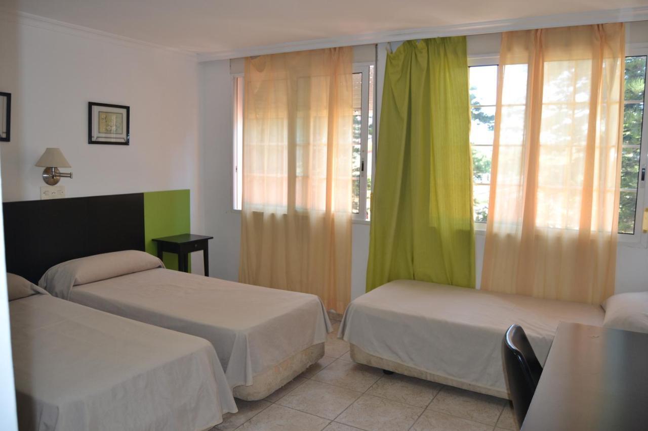 Hotel Miramar La Línea de la Concepción Extérieur photo