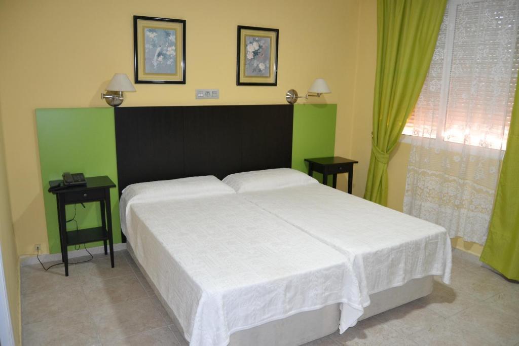 Hotel Miramar La Línea de la Concepción Chambre photo