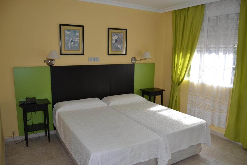 Hotel Miramar La Línea de la Concepción Chambre photo