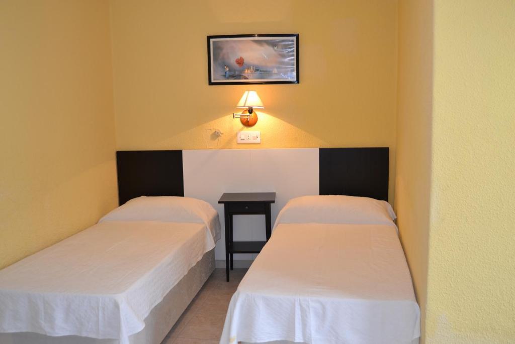 Hotel Miramar La Línea de la Concepción Extérieur photo